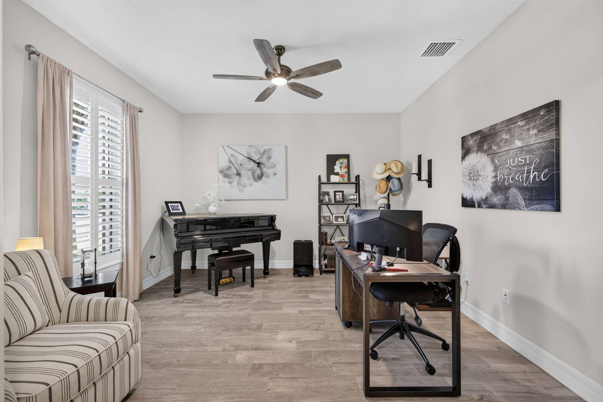 10521 SW CAPTIVA Drive, Port St Lucie, FL 34987 Front Sitting FLEX Bonus ROOM