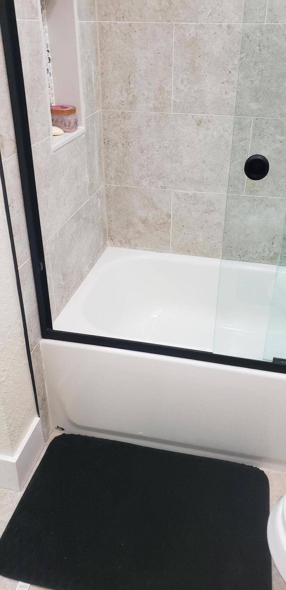 1520 N 68th Terrace, Hollywood, FL 33024 joel2bathside