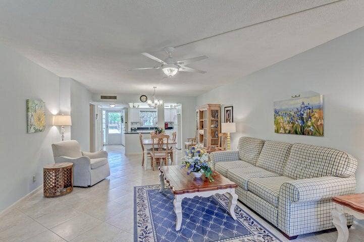 1201 N SUGAR SANDS Boulevard, #3, Singer Island, FL 33404 LIVING ROOM