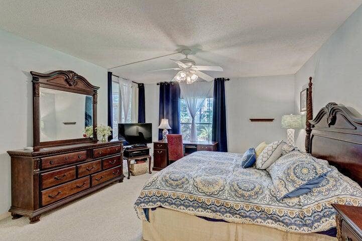 1201 N SUGAR SANDS Boulevard, #3, Singer Island, FL 33404 MASTER BEDROOM