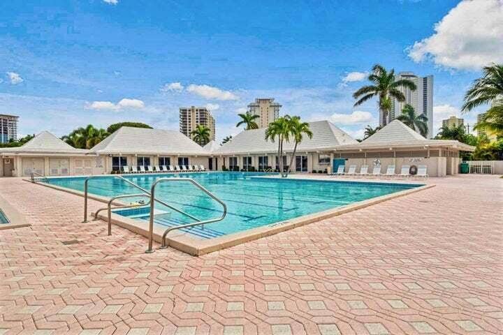 1201 N SUGAR SANDS Boulevard, #3, Singer Island, FL 33404 POOL