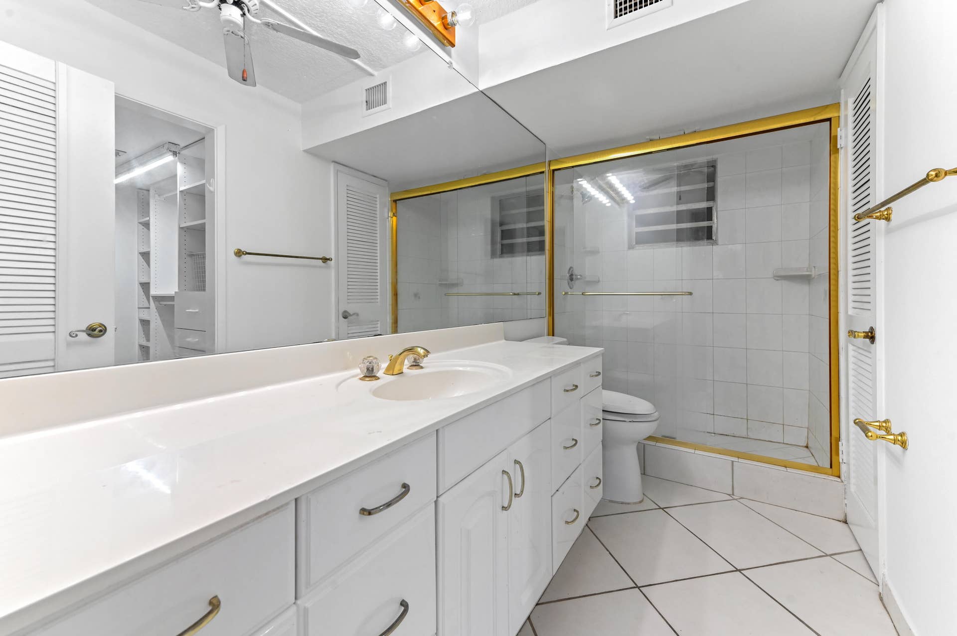 3575 S OCEAN Boulevard, #309, South Palm Beach, FL 33480 BATH 1