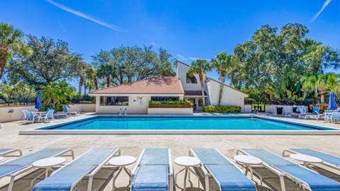 402 SEA OATS Drive, #E, Juno Beach, FL 33408 19515254_1_480_270