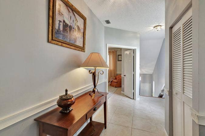 402 SEA OATS Drive, #E, Juno Beach, FL 33408 19512410_2_800_450