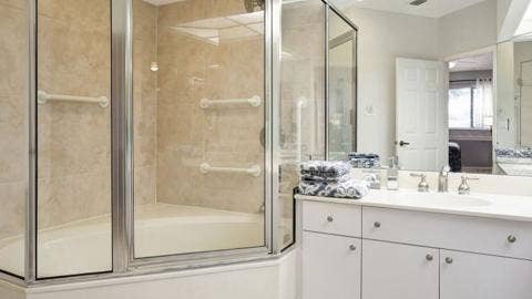 402 SEA OATS Drive, #E, Juno Beach, FL 33408 19512507_1_480_270