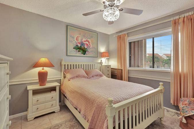 402 SEA OATS Drive, #E, Juno Beach, FL 33408 19512404_2_800_450