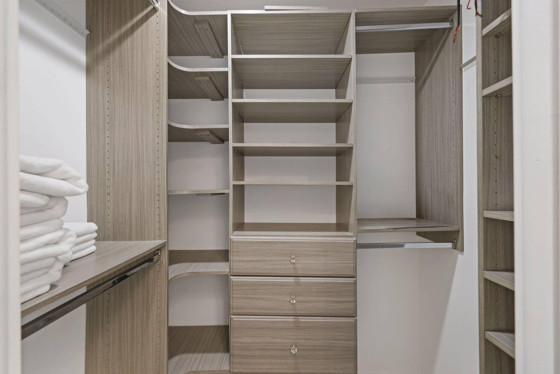 713 Forsyth Street, Boca Raton, FL 33487 Primary Closet 2
