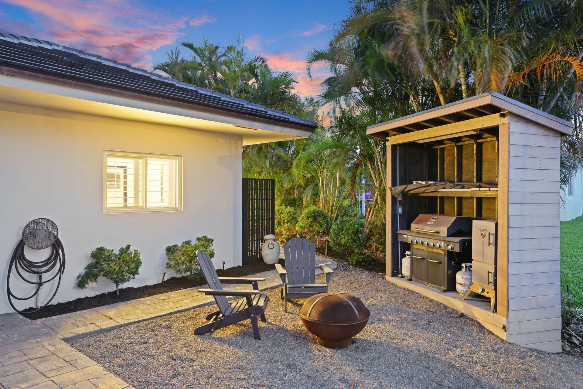 713 Forsyth Street, Boca Raton, FL 33487 Firepit/BBQ Area
