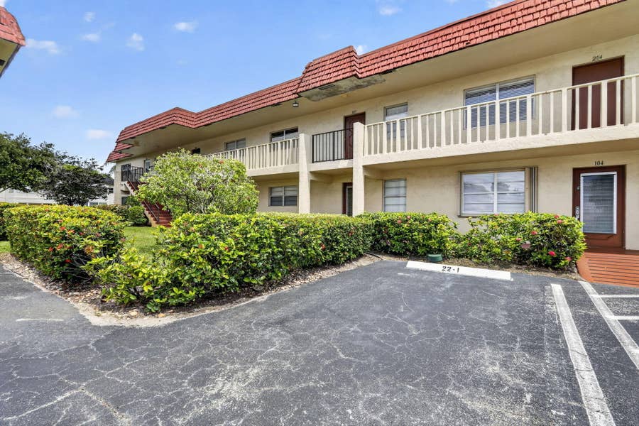 Property photo for 22 ABBEY Lane, #101, Delray Beach, FL