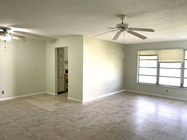 892 HIGH POINT Boulevard N, #B, Delray Beach, FL 33445 Dining kitchen and living room view