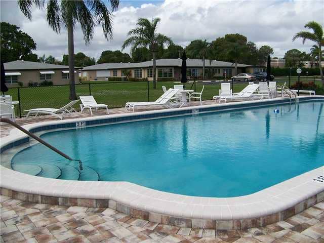 892 HIGH POINT Boulevard N, #B, Delray Beach, FL 33445 High Point section 4 (7)