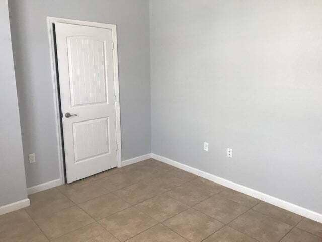 219 SW 7th Street, Pompano Beach, FL 33060 Den downstairs