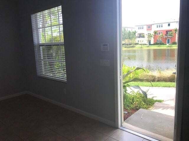 219 SW 7th Street, Pompano Beach, FL 33060 Back