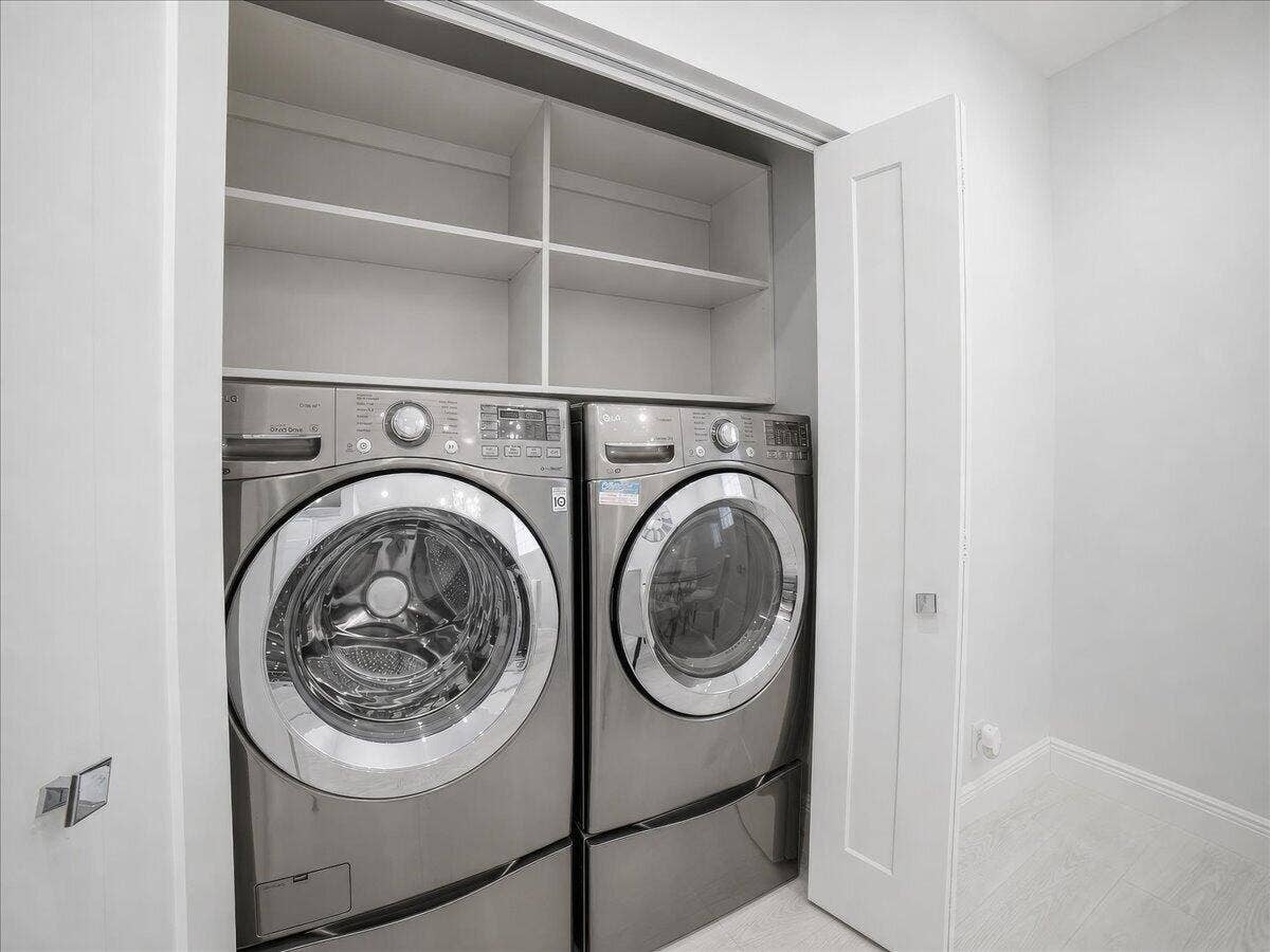 20220 Boca West Drive, #403, Boca Raton, FL 33434 49-Laundry