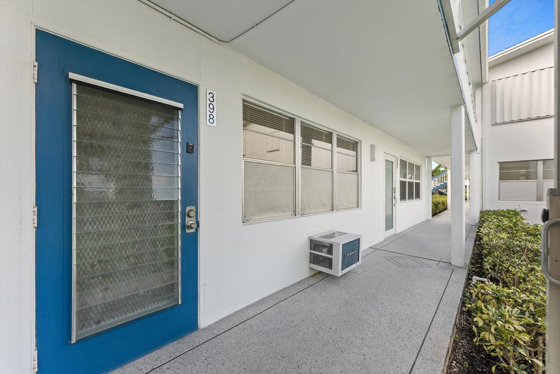 398 Tilford S, Deerfield Beach, FL 33442 07-7