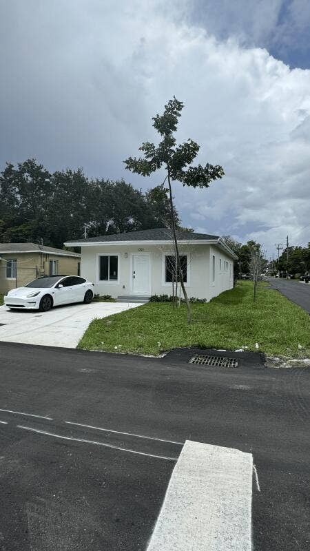Property photo for 1701 NW 9th Street, Fort Lauderdale, FL