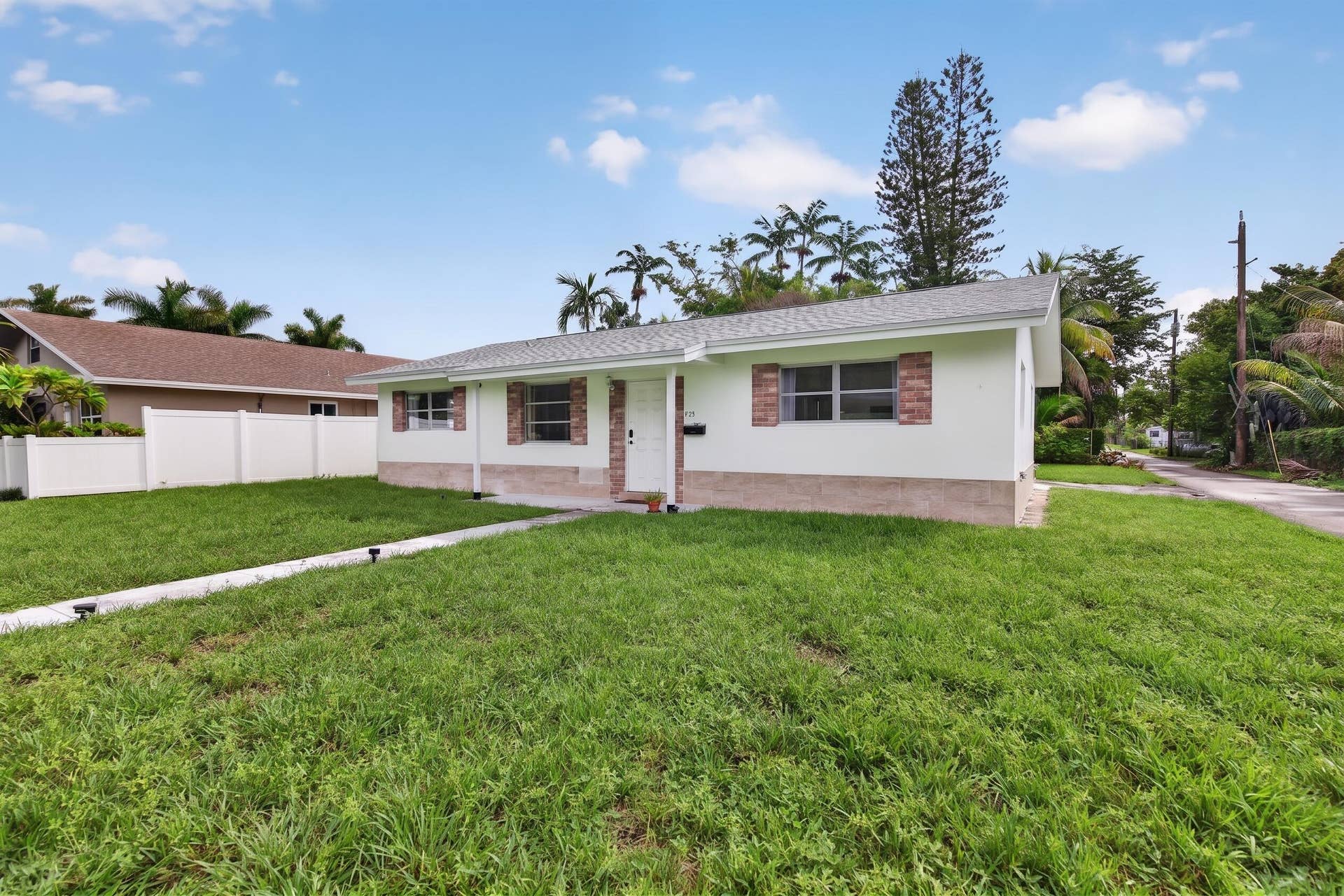 210 NE 5TH Ave , Dania Beach, FL, 33004