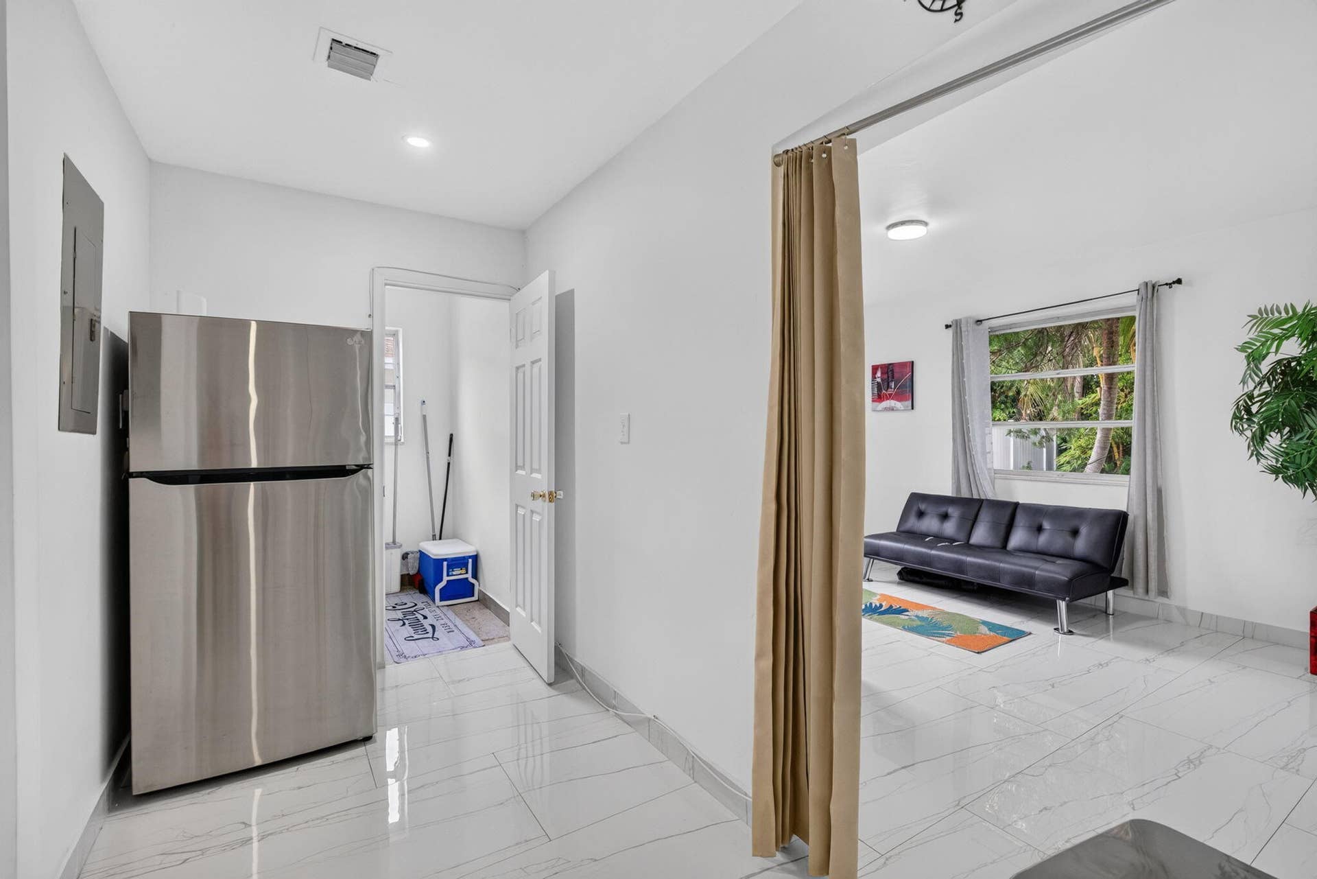 210 NE 5TH Ave , Dania Beach, FL, 33004