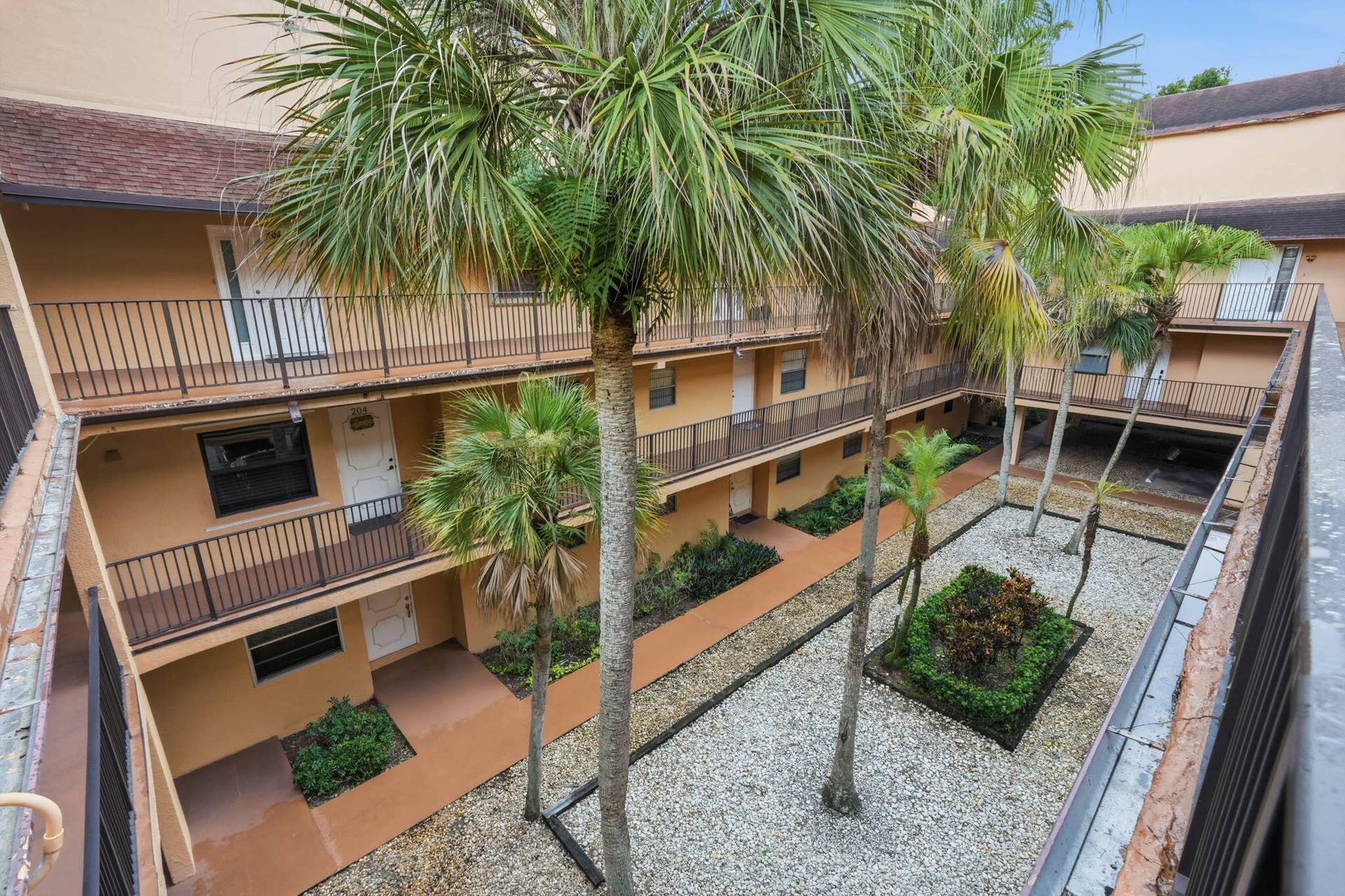 430 COMMODORE Drive, #314, Plantation, Plantation, FL 33325 8-web-or-mls-430_Commodore_Dr_Unit_314_0