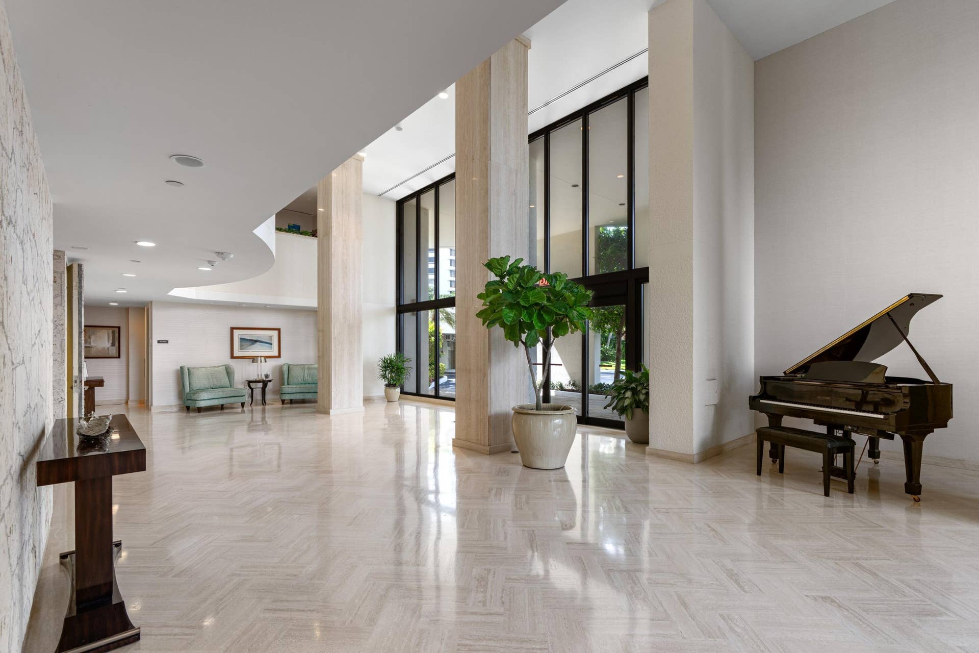 5080 N OCEAN Drive, #12C, Singer Island, FL 33404 Amenities