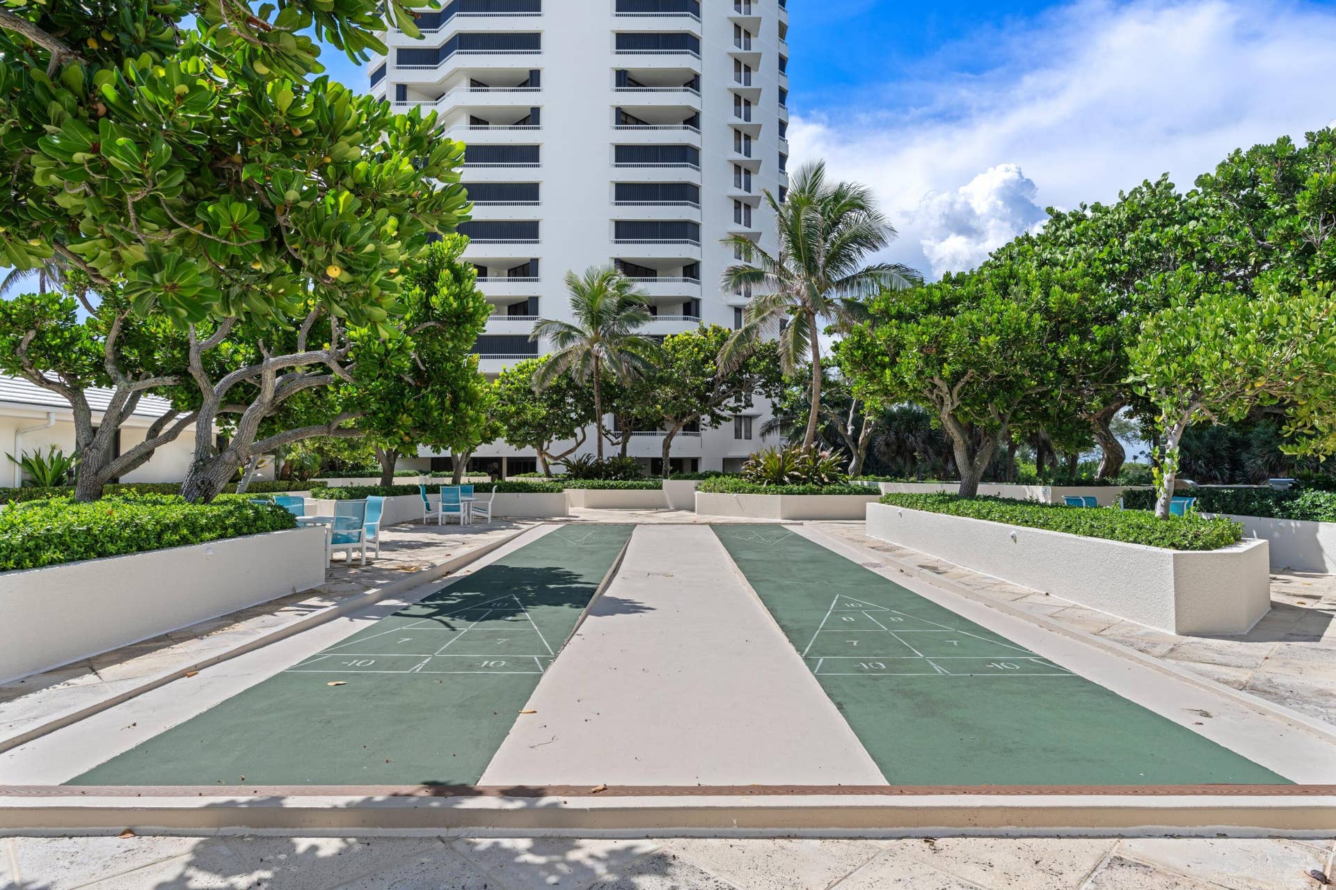 5080 N OCEAN Drive, #12C, Singer Island, FL 33404 Amenities