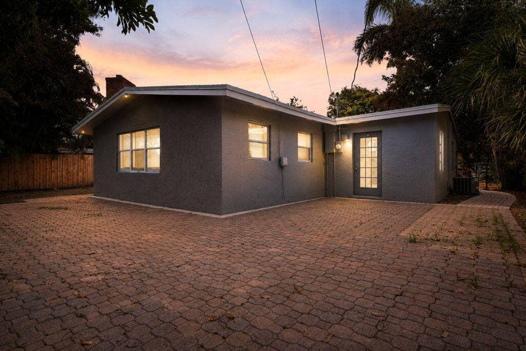 1472 NE 25TH Court, Pompano Beach, FL 33064 1472 NE 25 Ct_Ext.Back Nite