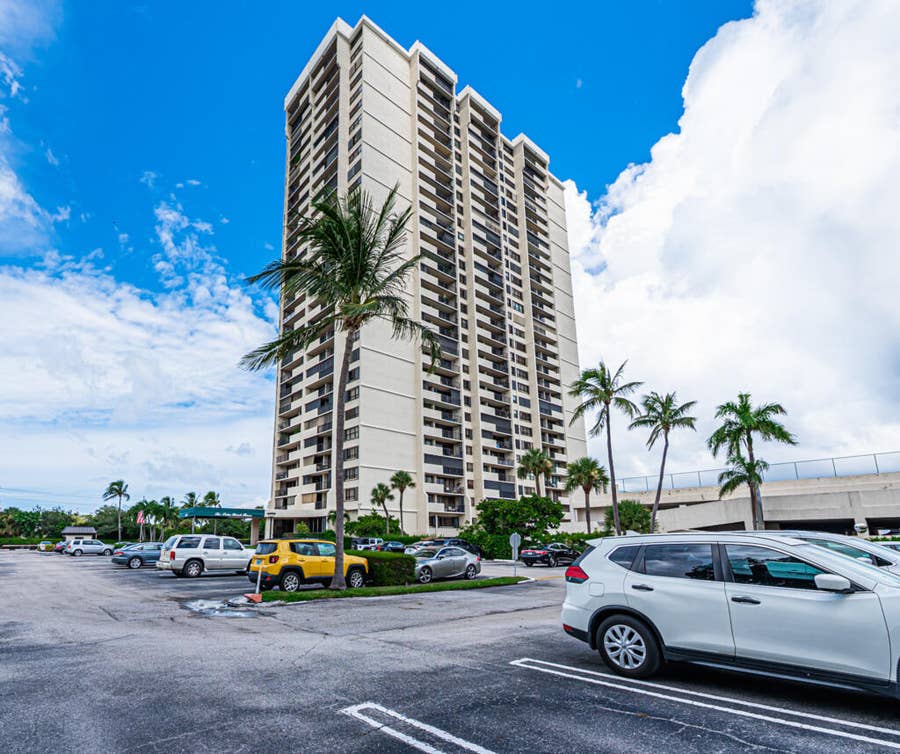Property photo for 5600 N Flagler Drive, #203, West Palm Beach, FL