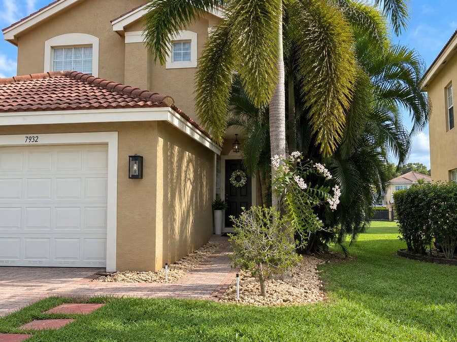 Property photo for 7932 PICKLEWOOD PARK Drive, Boynton Beach, FL