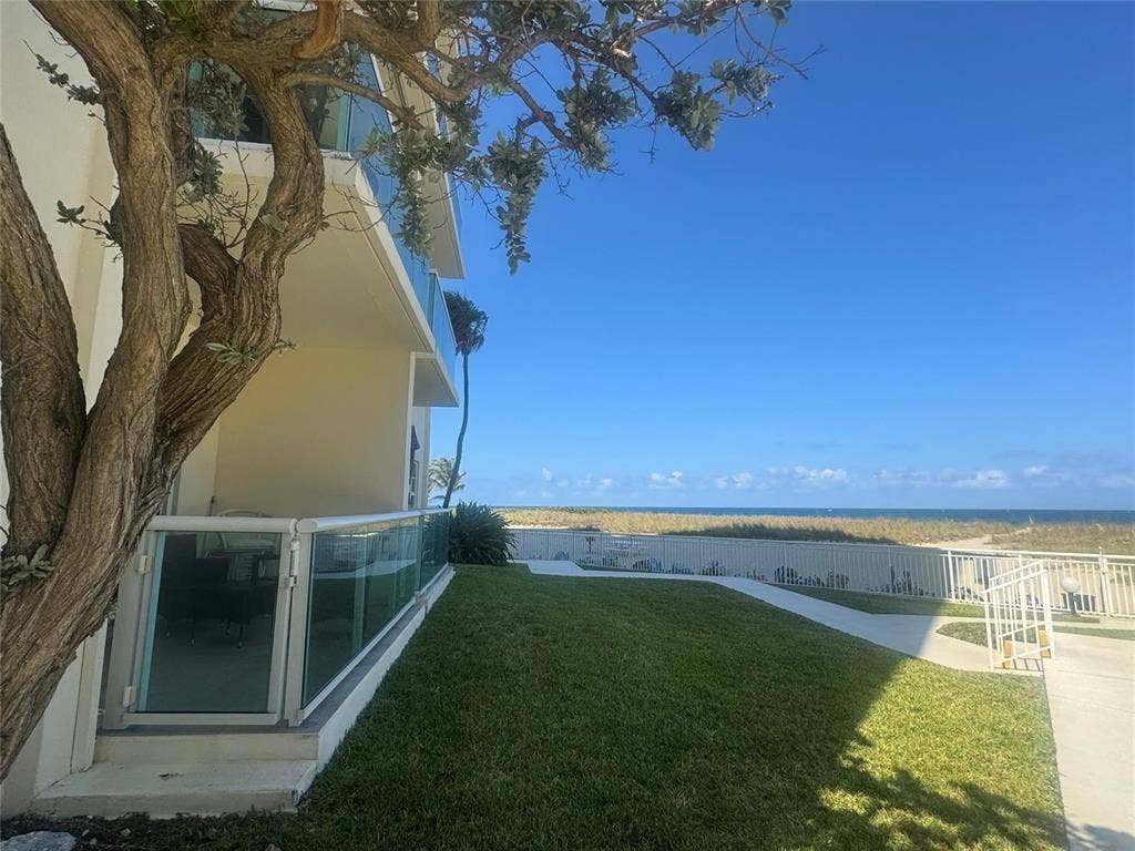 6000 N OCEAN Blvd, #1D, Lauderdale By The Sea, FL 33308 sideview beach