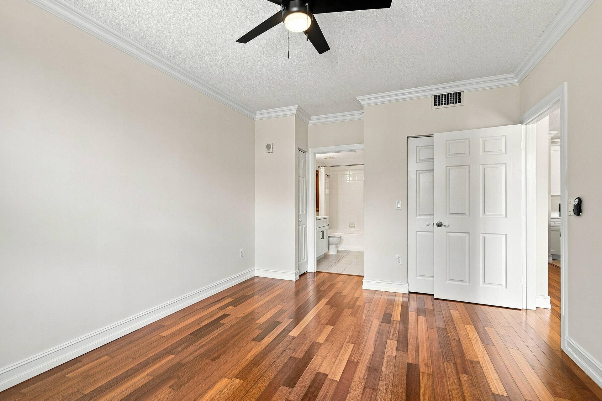 2 closets