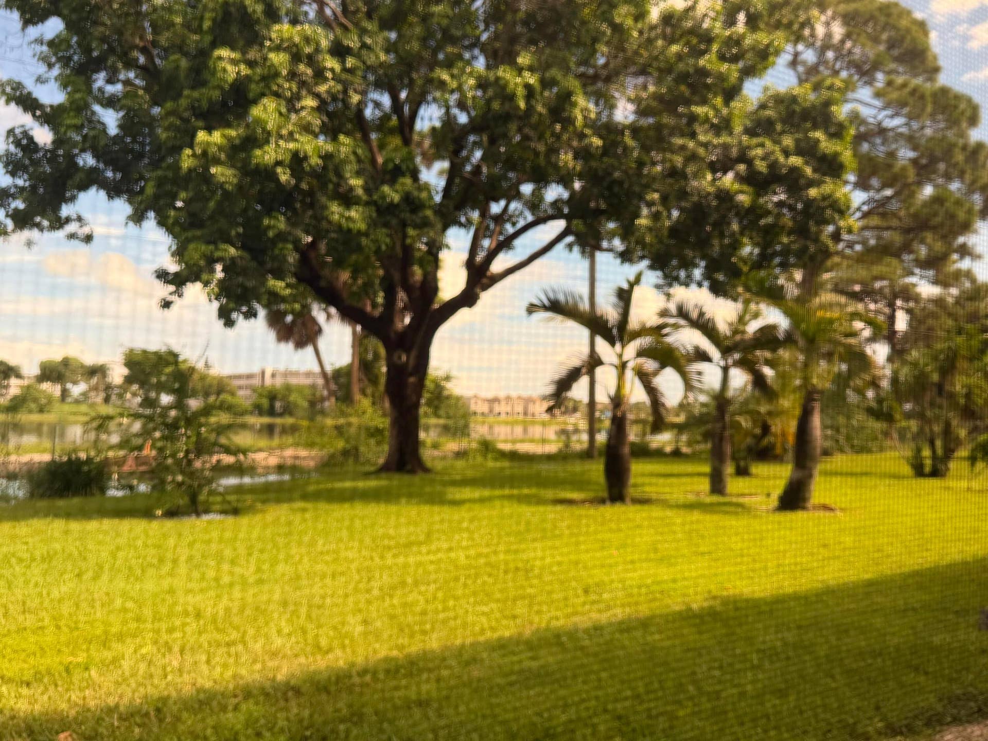 130 Southampton B, West Palm Beach, FL 33417 Patio view