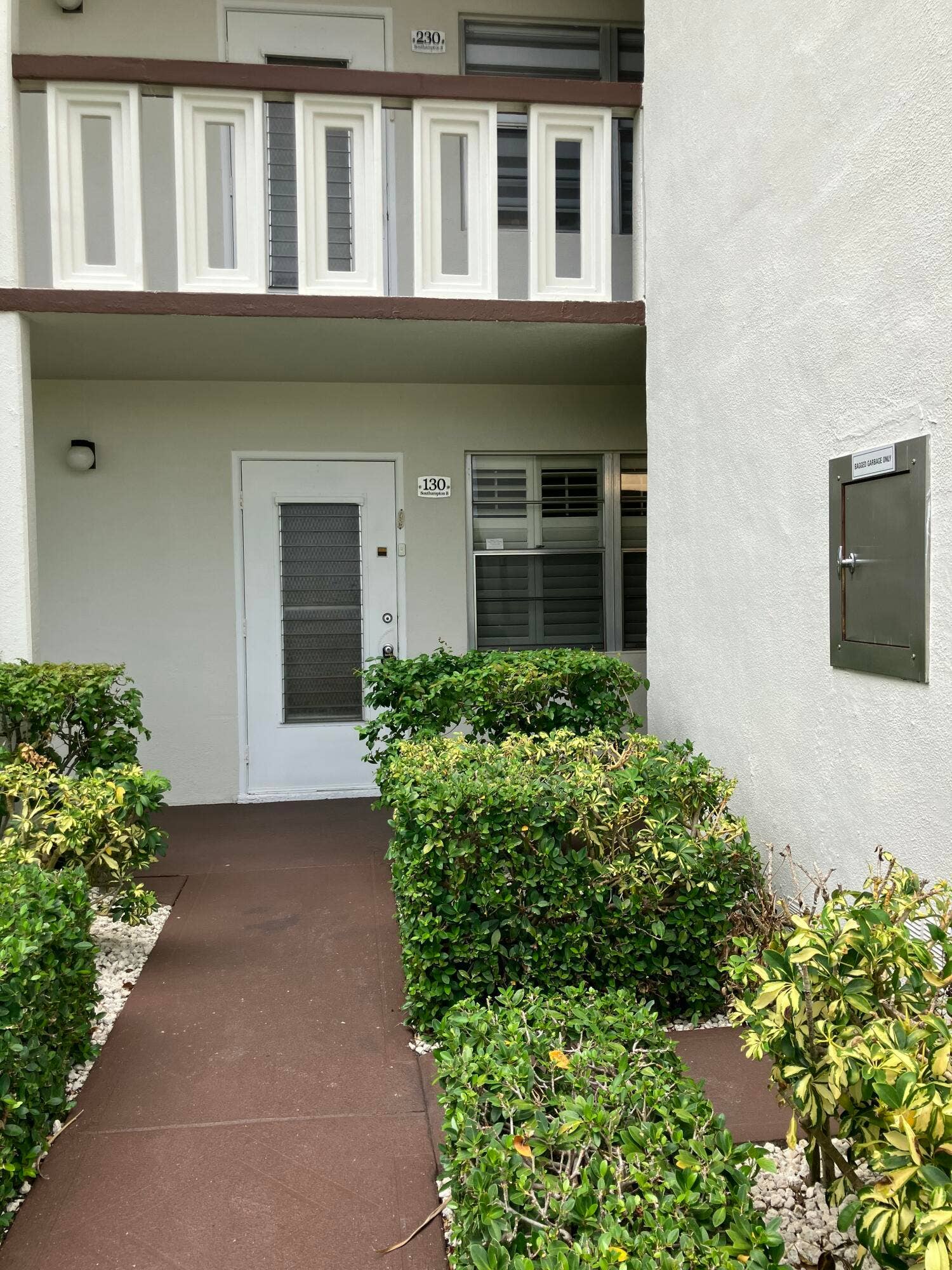 130 Southampton B, West Palm Beach, FL 33417 Entance