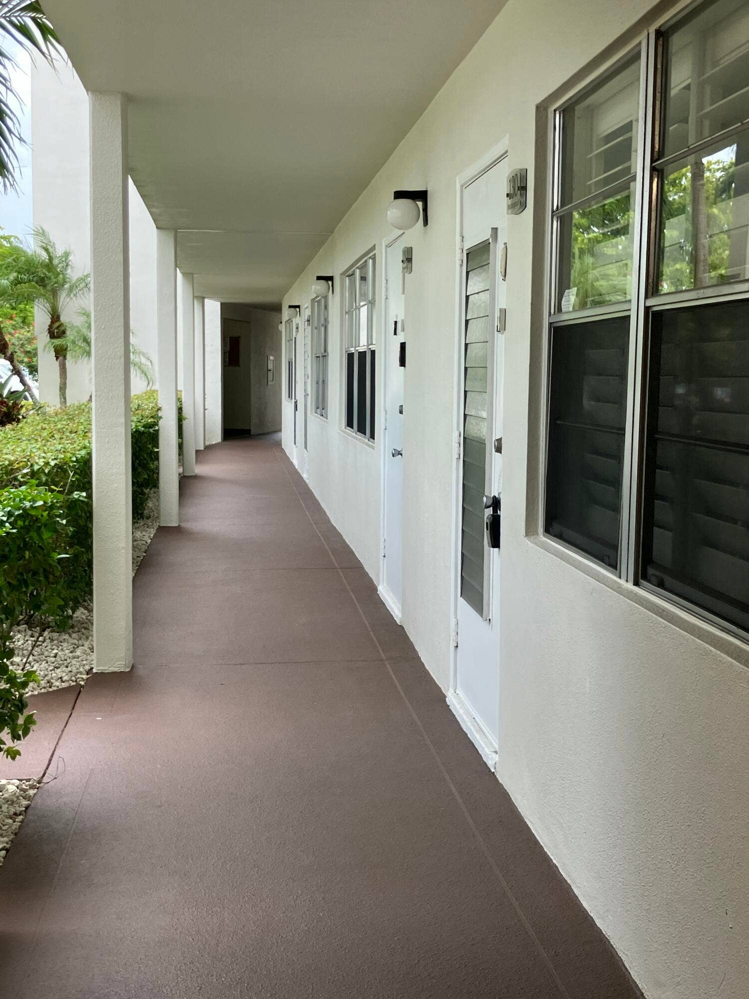 130 Southampton B, West Palm Beach, FL 33417 Entrance