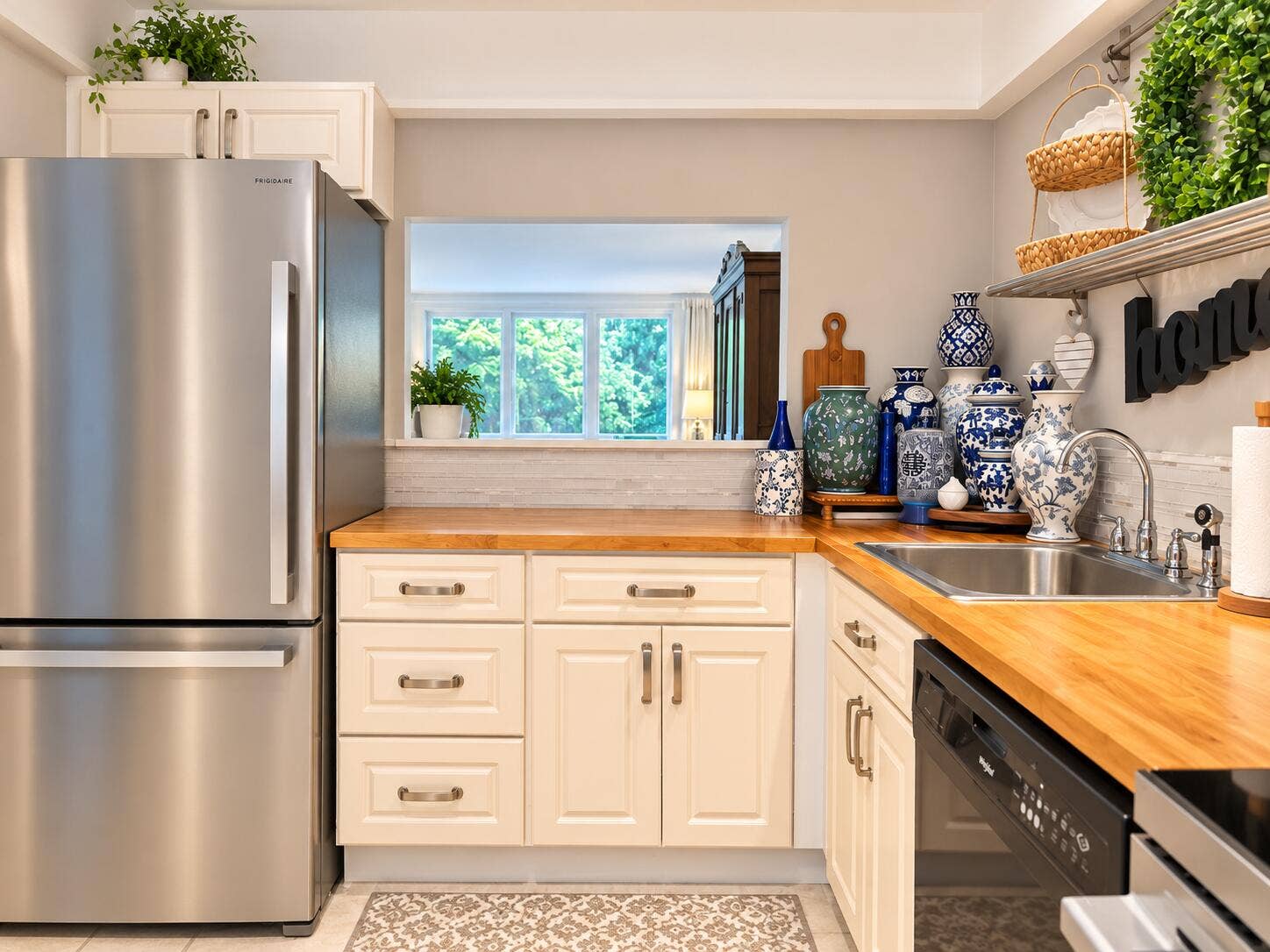 2600 S Course Drive, #204, Pompano Beach, FL 33069 kitchen 2