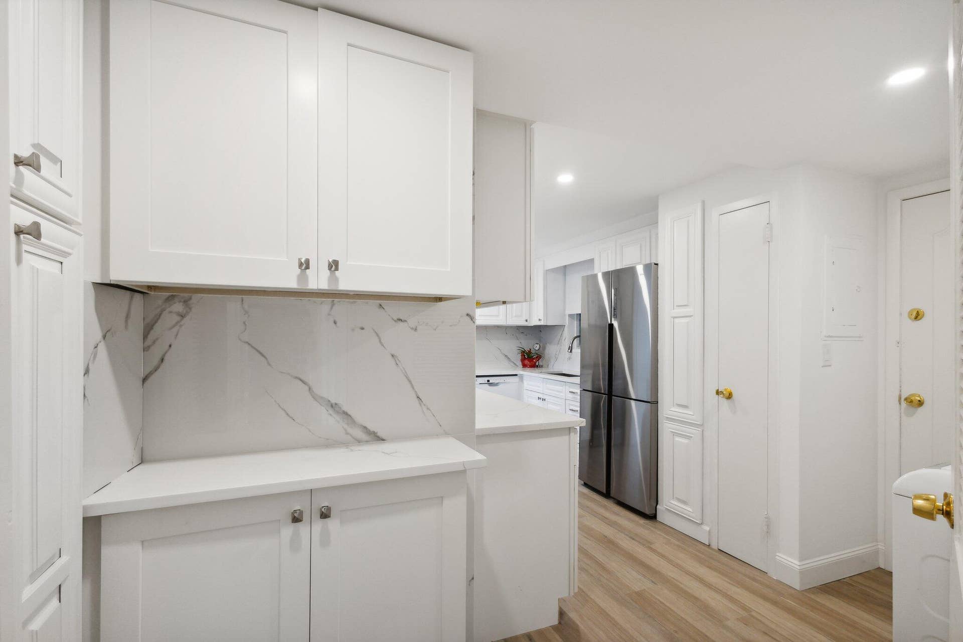 3475 S OCEAN Boulevard, #2050, Palm Beach, FL 33480 Kitchen