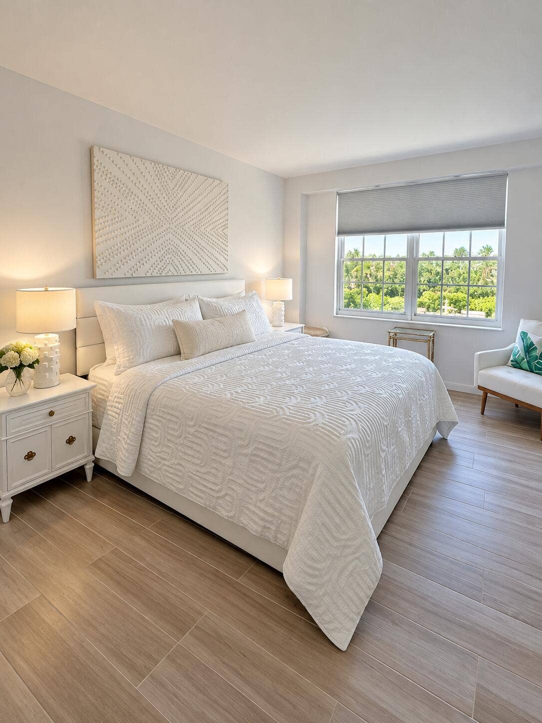 3475 S OCEAN Boulevard, #2050, Palm Beach, FL 33480 Spacious bedroom featuring wood-finish tile flooring, a large window, and recessed lighting