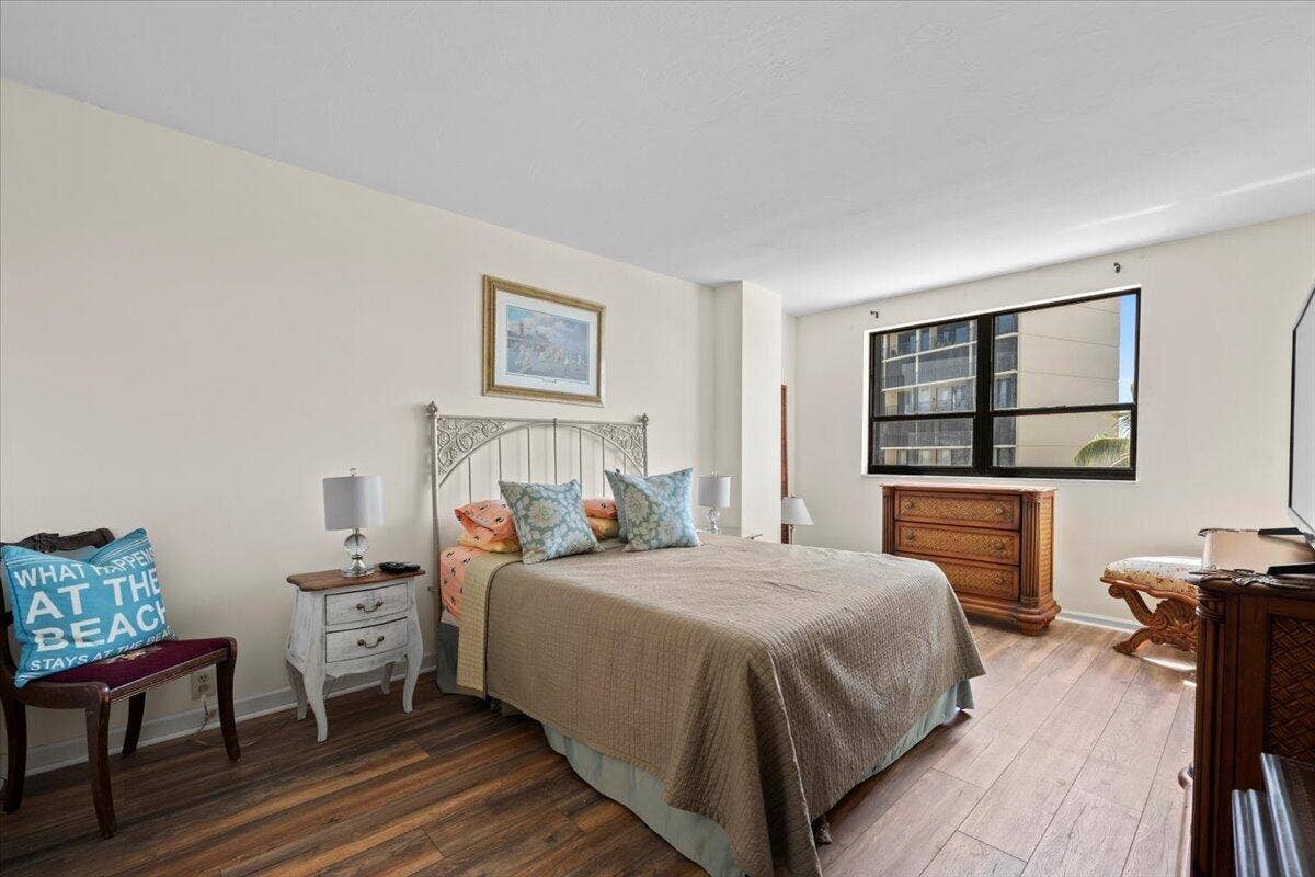 1200 MARINE Way, #304, North Palm Beach, FL 33408 Primary Bedroom