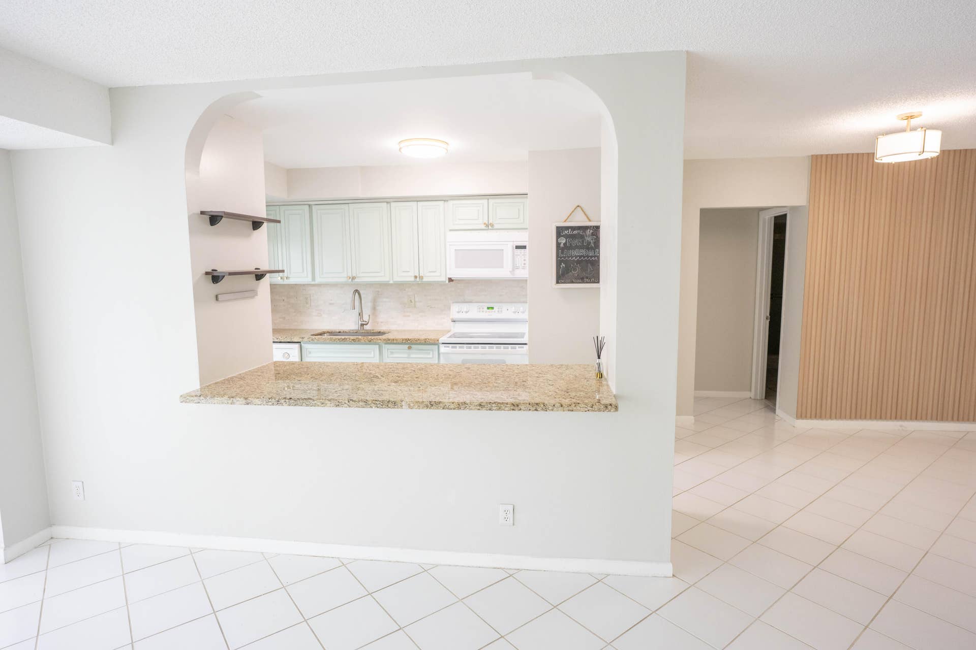2701 N Ocean Boulevard, #2B, Fort Lauderdale, FL 33308 DSC06904
