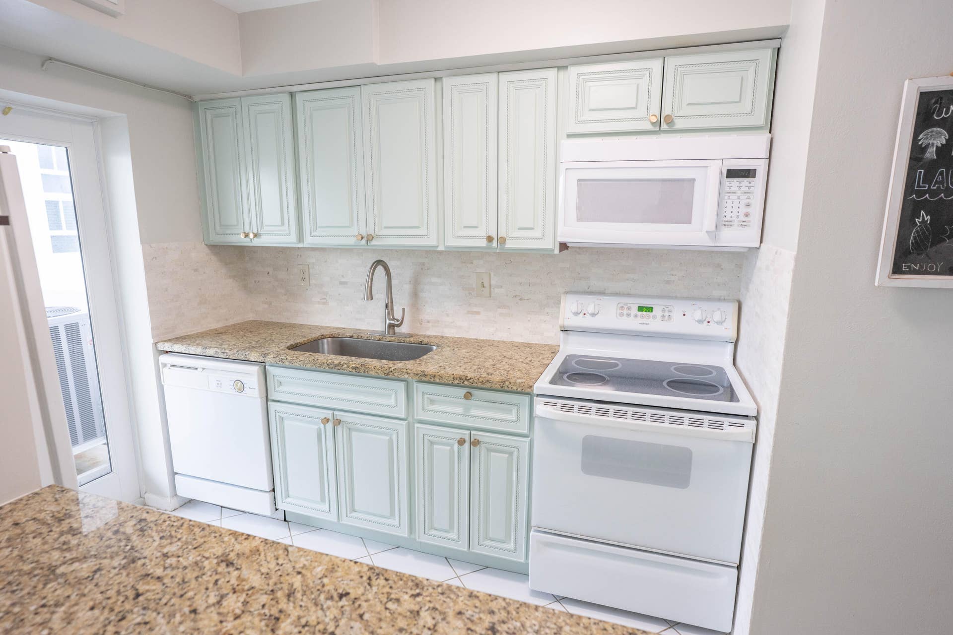2701 N Ocean Boulevard, #2B, Fort Lauderdale, FL 33308 DSC06901