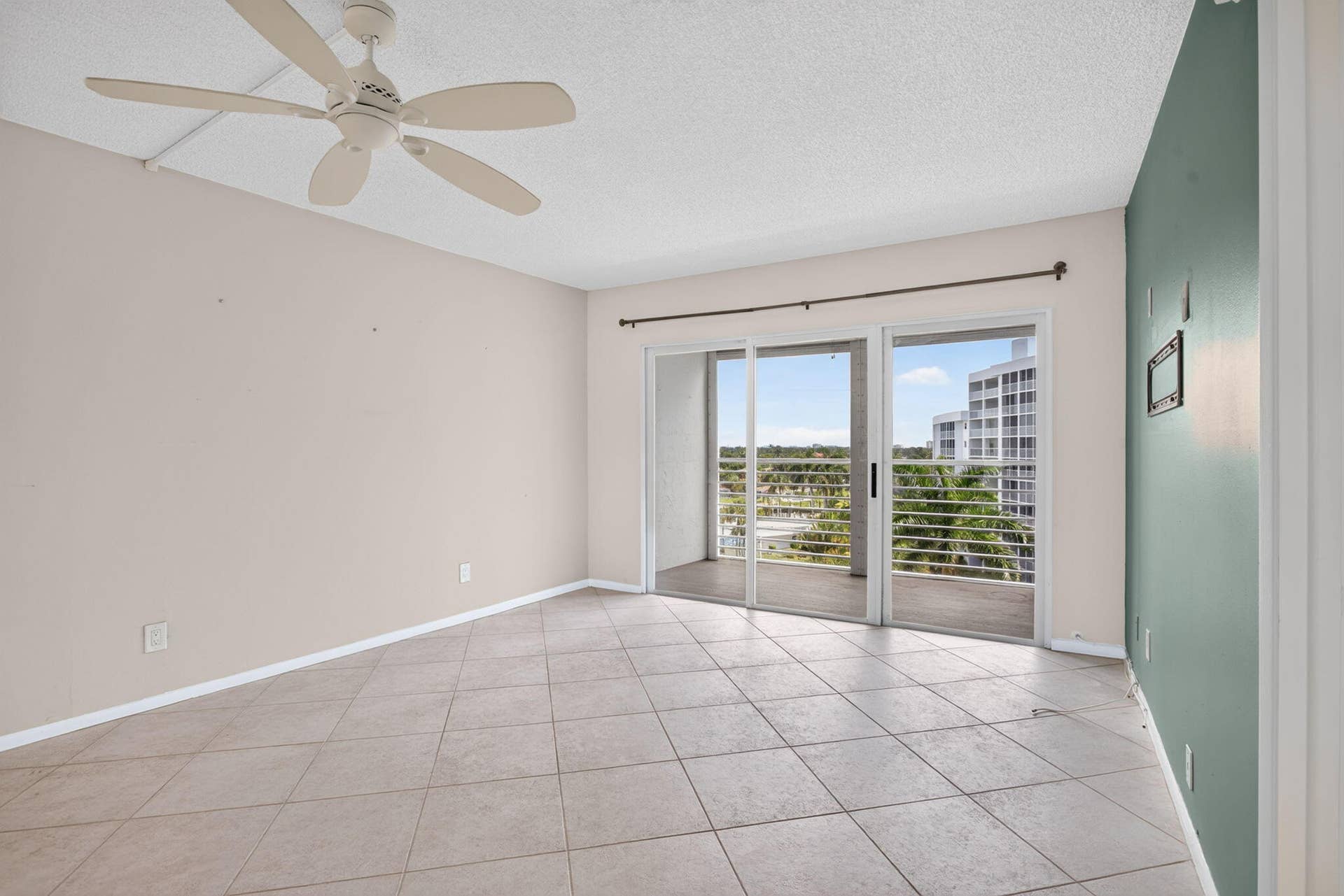 2731 NE 14TH ST Causeway, #702, Pompano Beach, FL 33062 17