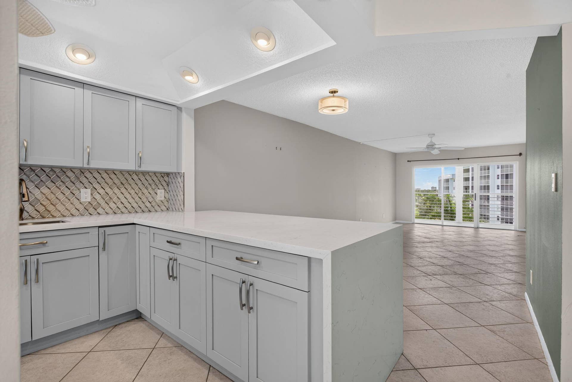 2731 NE 14TH ST Causeway, #702, Pompano Beach, FL 33062 3