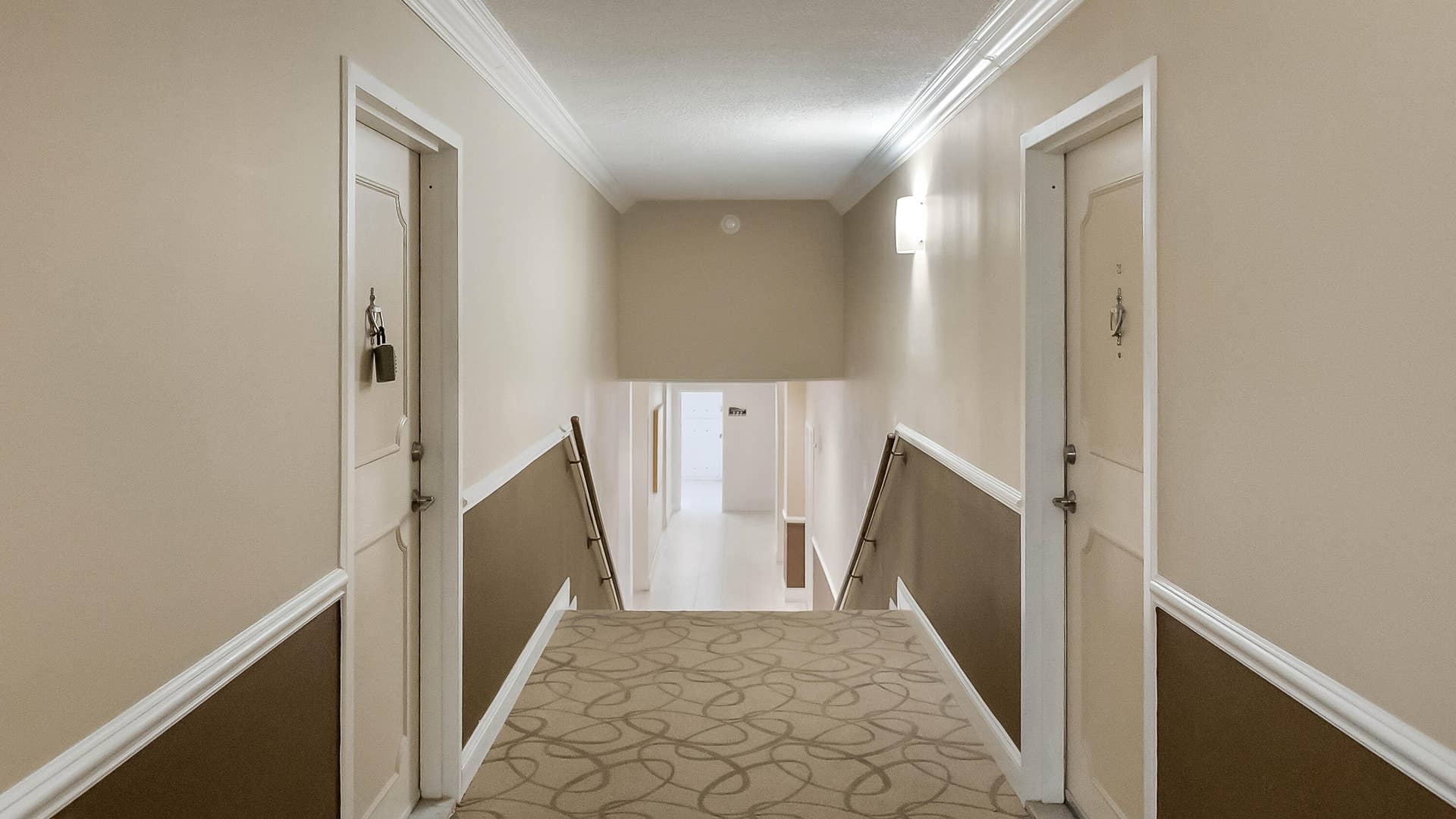 2000 S Ocean Blvd. Cayla Interior Photos