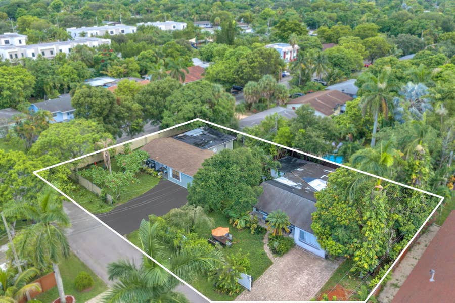 Property photo for 461 NW 17TH Place, Fort Lauderdale, FL