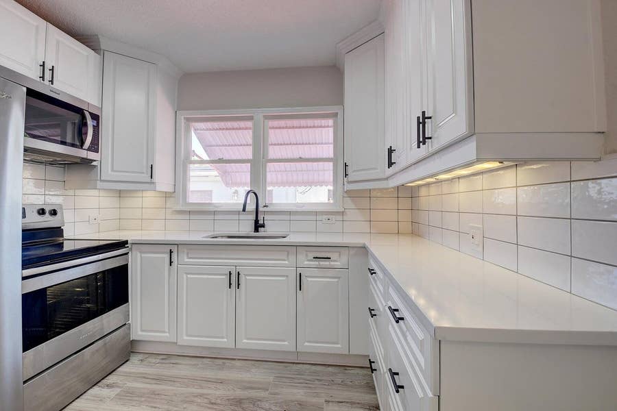 Property photo for 348 SE 4th Avenue SE, Delray Beach, FL