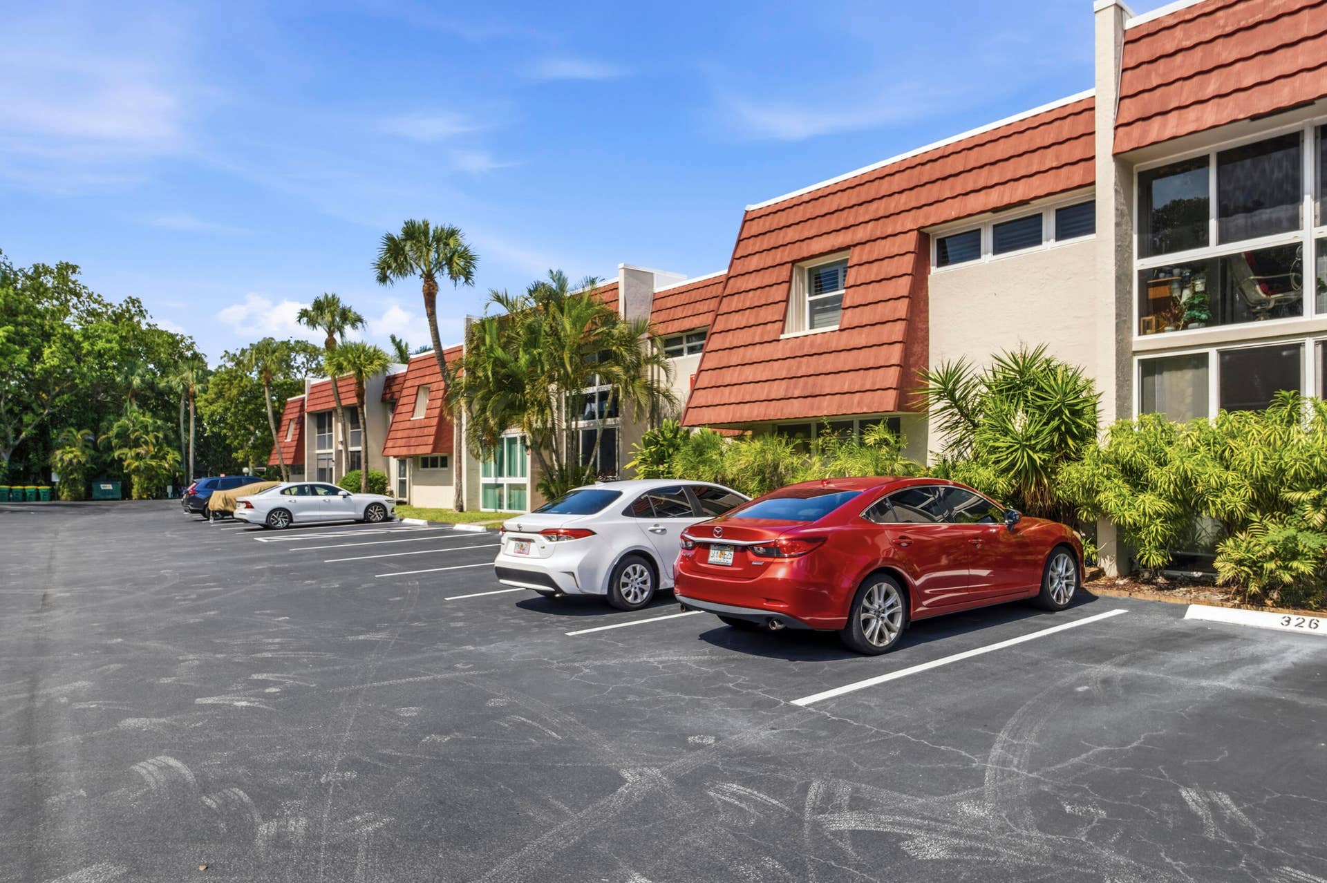 13 Jacaranda Drive, #214, Plantation, FL 33324 R_F026