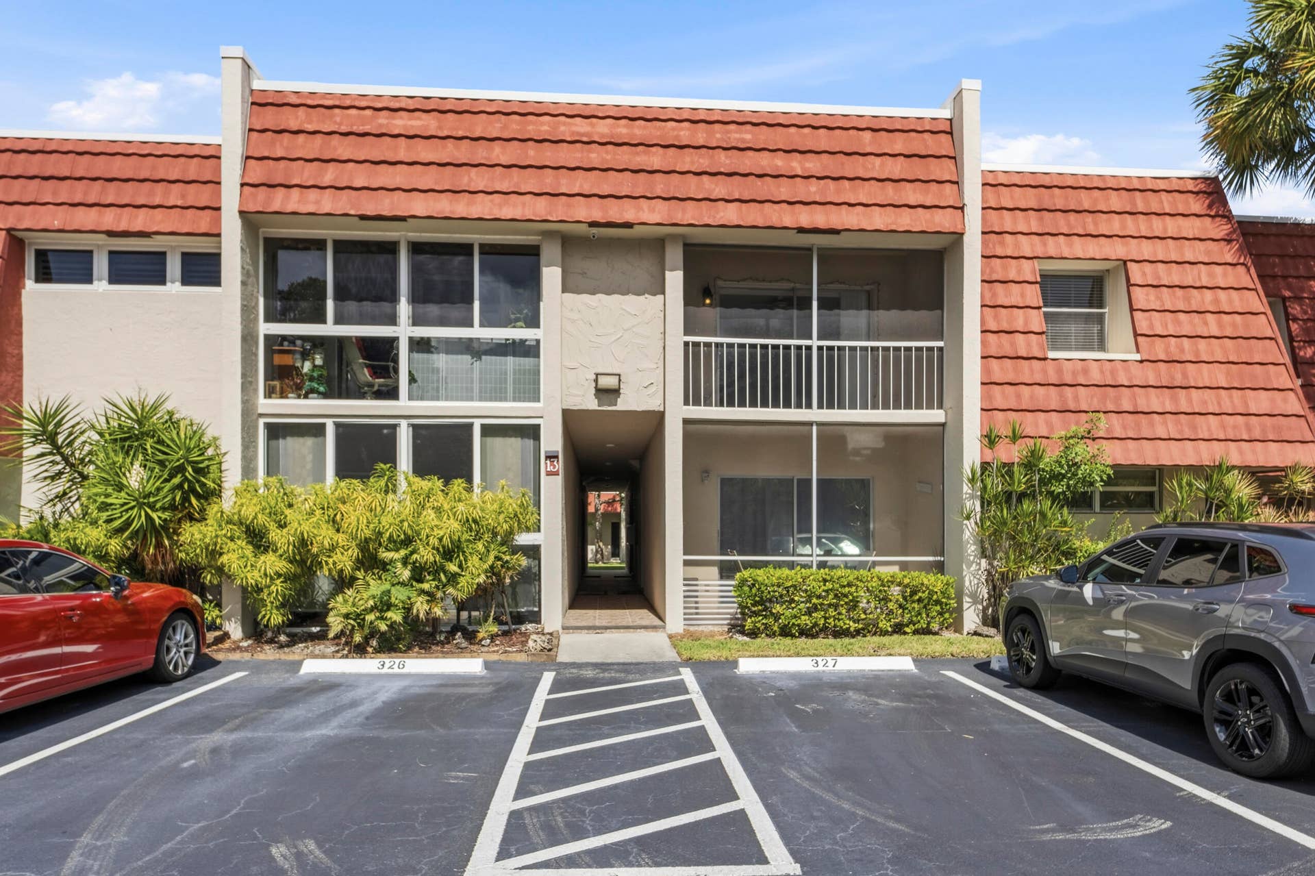 13 Jacaranda Drive, #214, Plantation, FL 33324 R_F025