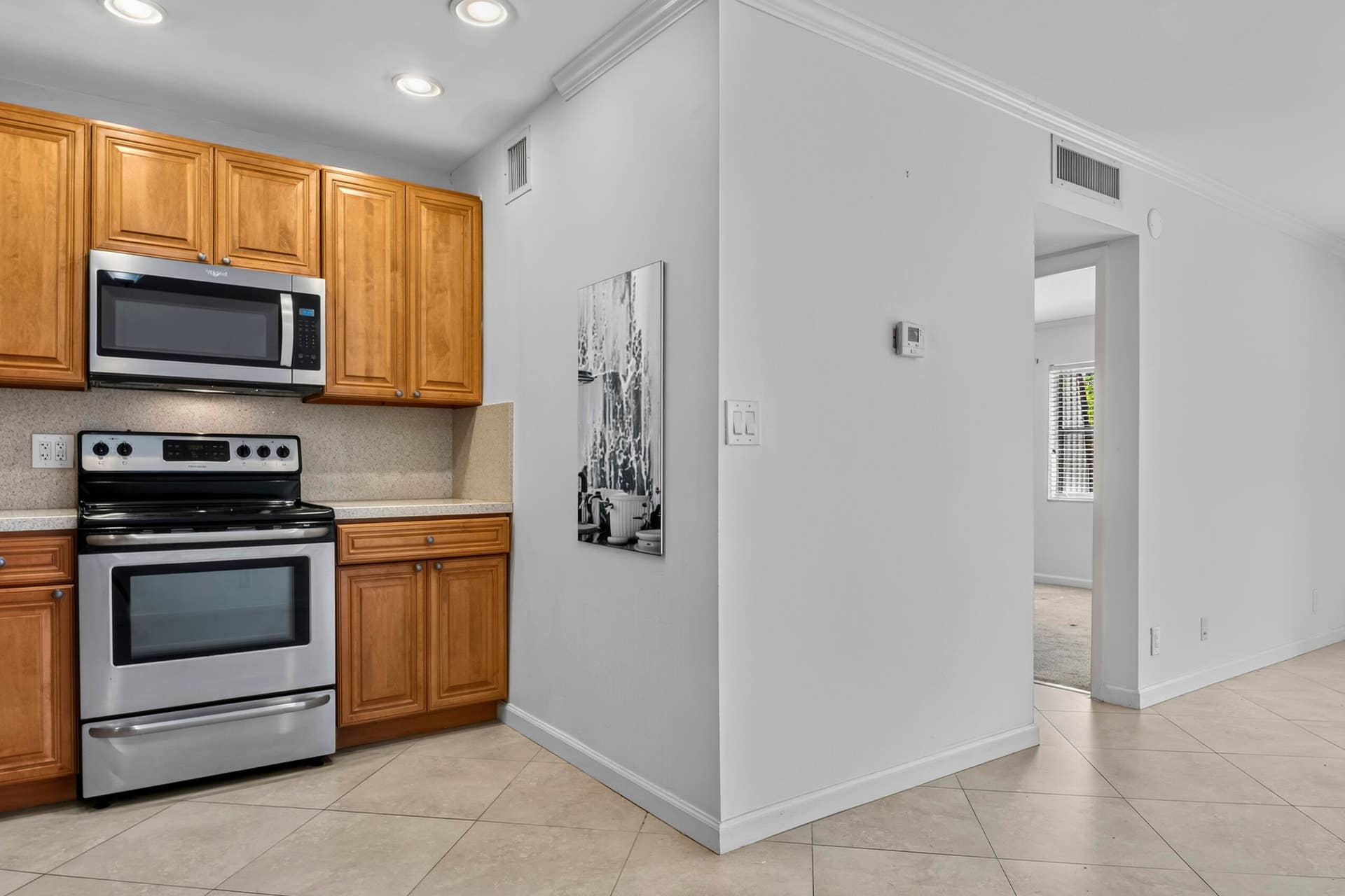 13 Jacaranda Drive, #214, Plantation, FL 33324 R_F011