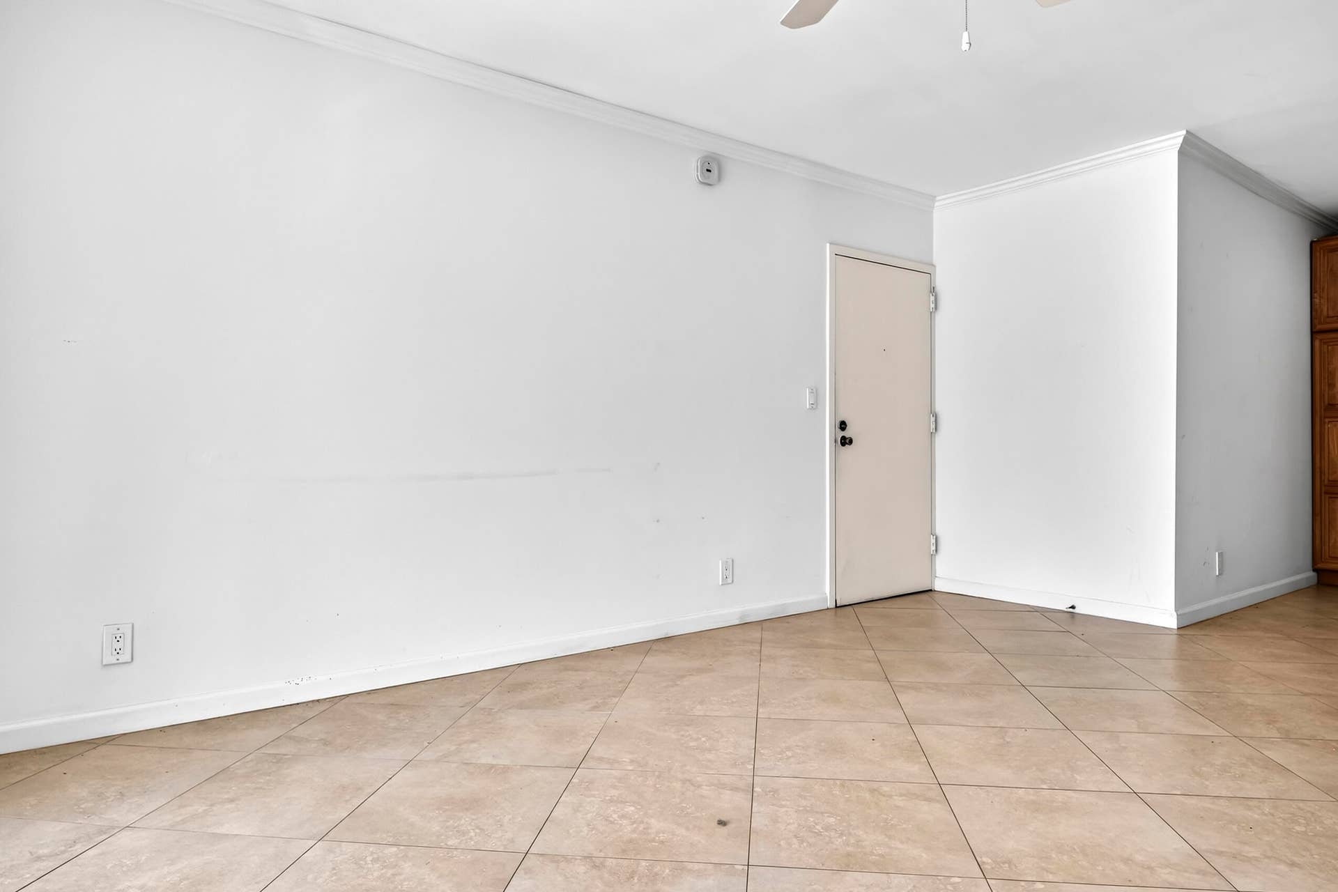 13 Jacaranda Drive, #214, Plantation, FL 33324 R_F017