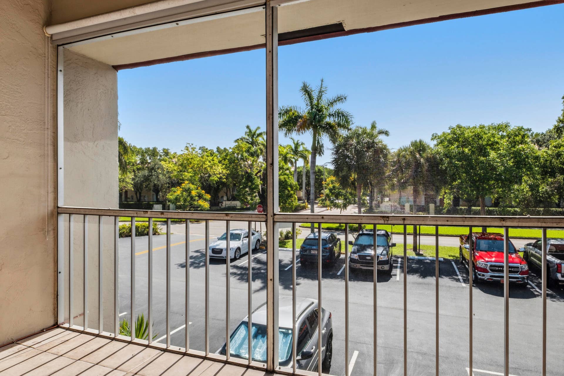 13 Jacaranda Drive, #214, Plantation, FL 33324 R_F018