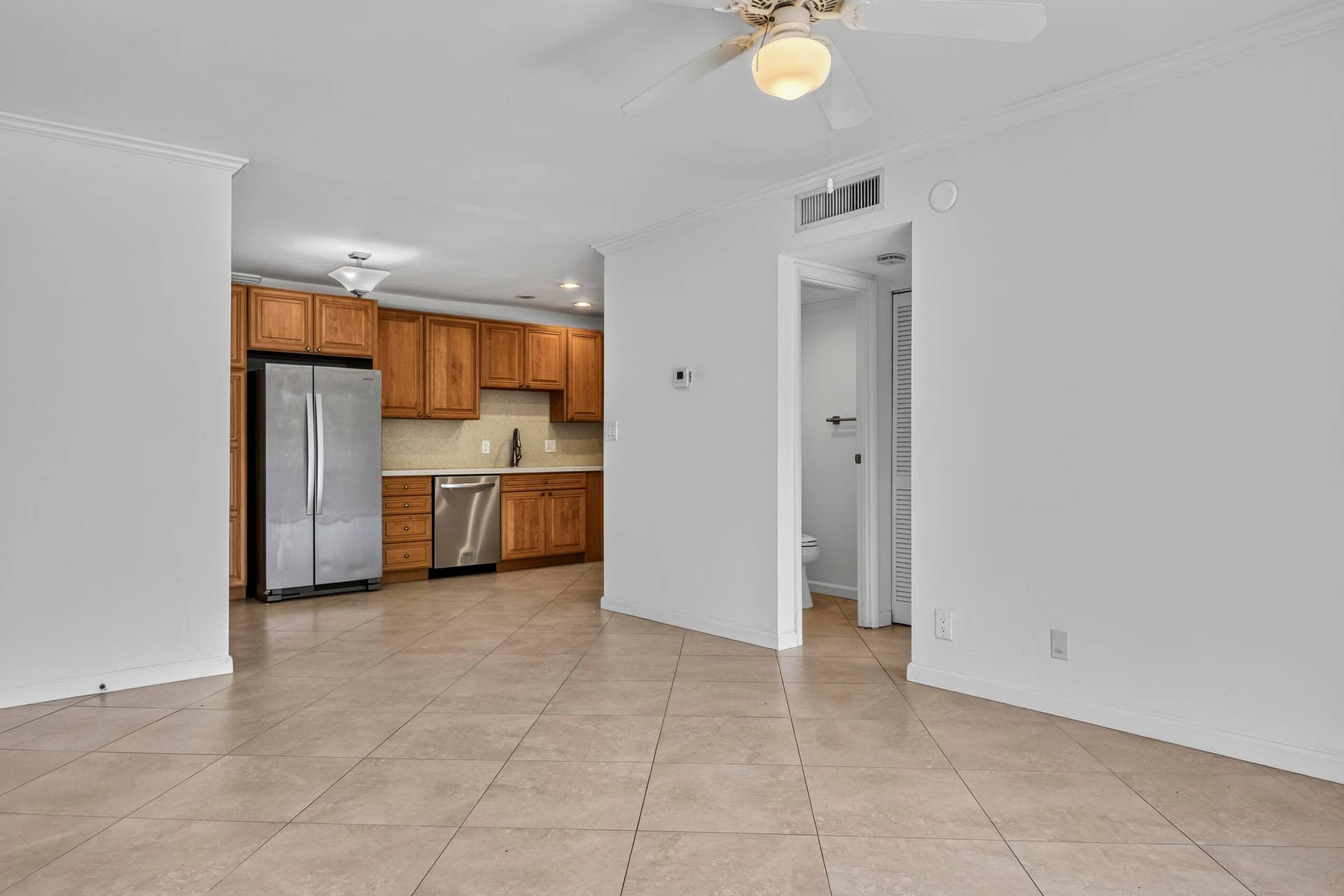 13 Jacaranda Drive, #214, Plantation, FL 33324 R_F016